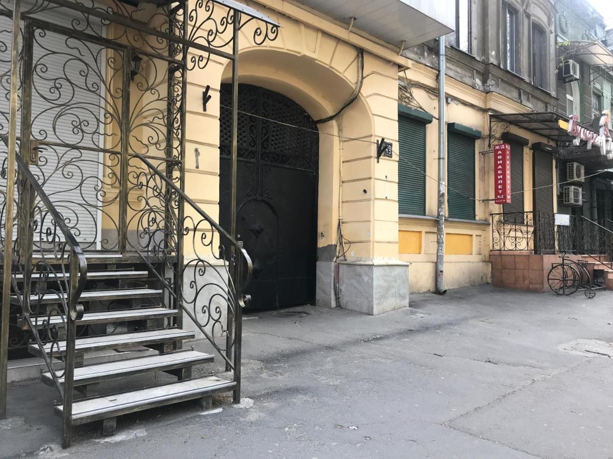 Uspenskay/Pushckinskay Apartment Odesa Exterior foto